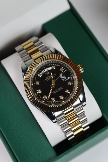 ساعة رولكس رجالي (ساعة + علبة فخمة)