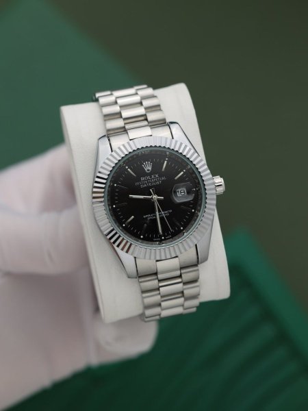 ساعة رولكس رجالي (ساعة + علبة فخمة)