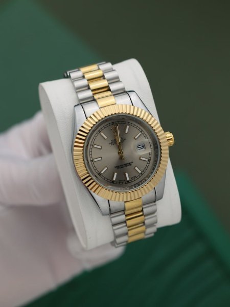 ساعة رولكس رجالي (ساعة + علبة فخمة)