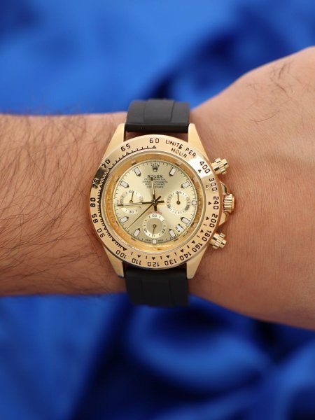 هنا للتواصل معنا على الواتساب ساعة رولكس رجالي جلد (ساعة + علبة فخمة