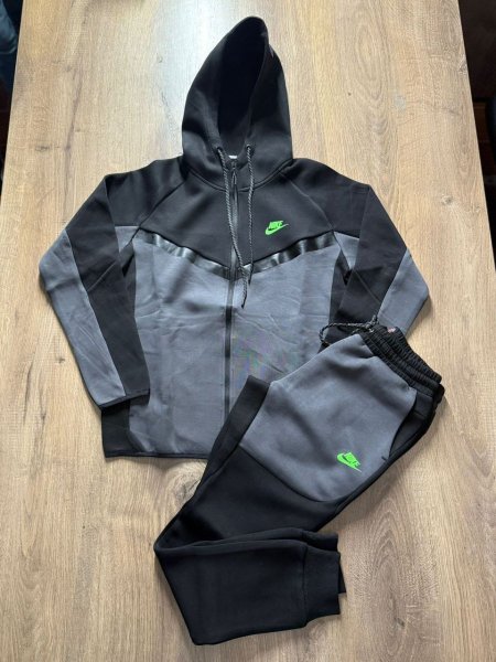 ترينج رجالي