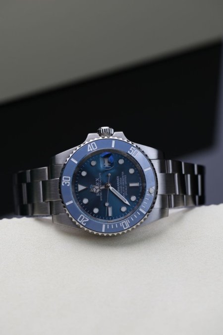 ساعة Rolex الفاخره