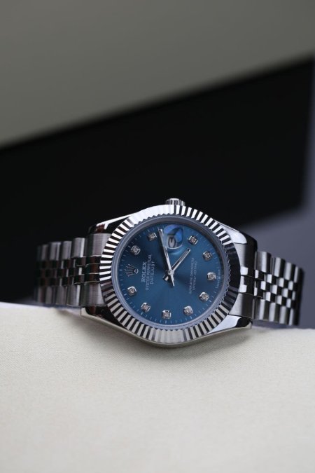 ساعة Rolex الفاخره