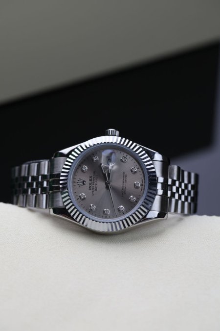 ساعة Rolex الفاخره