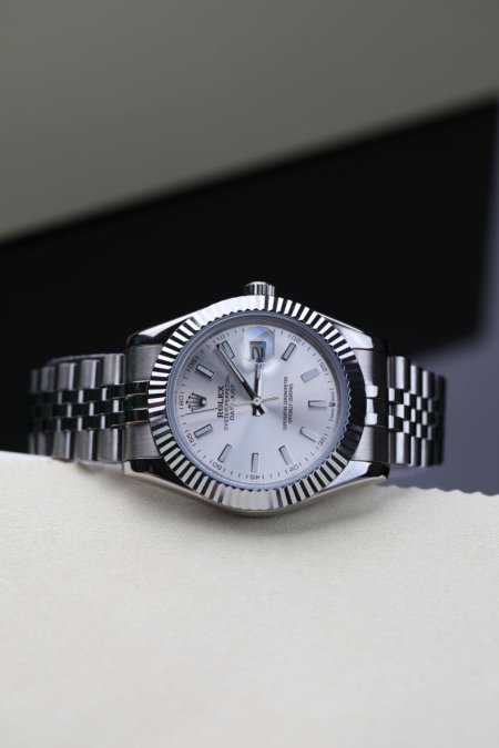 ساعة Rolex الفاخره