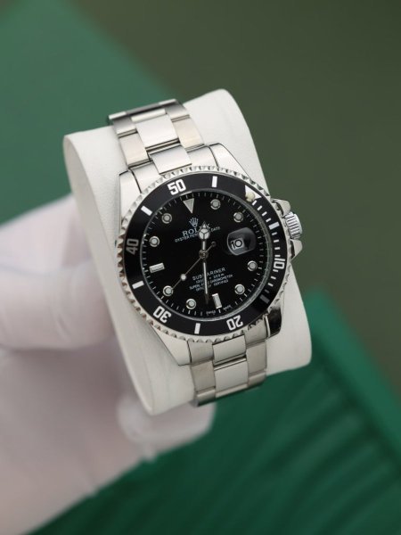 ساعة رولكس رجالي اطار لف (ساعة + علبة فخمة)