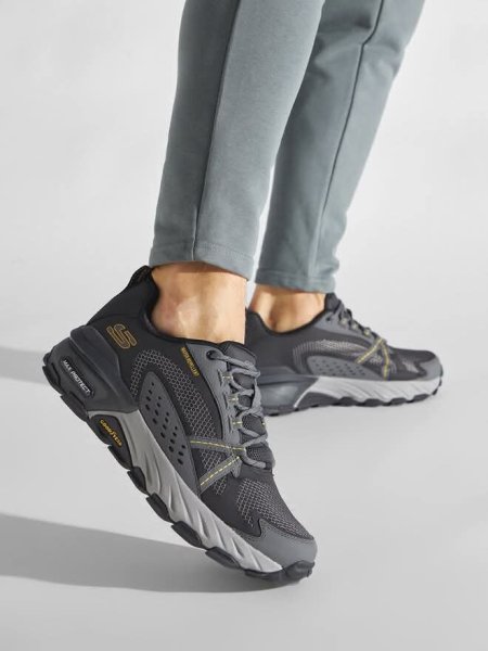 حذاء سكيتشرز اصلي